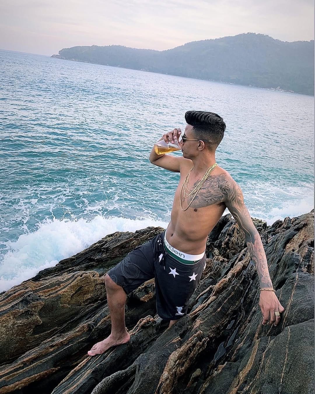 Post 3 by Kaique Müller on Instagram (image)