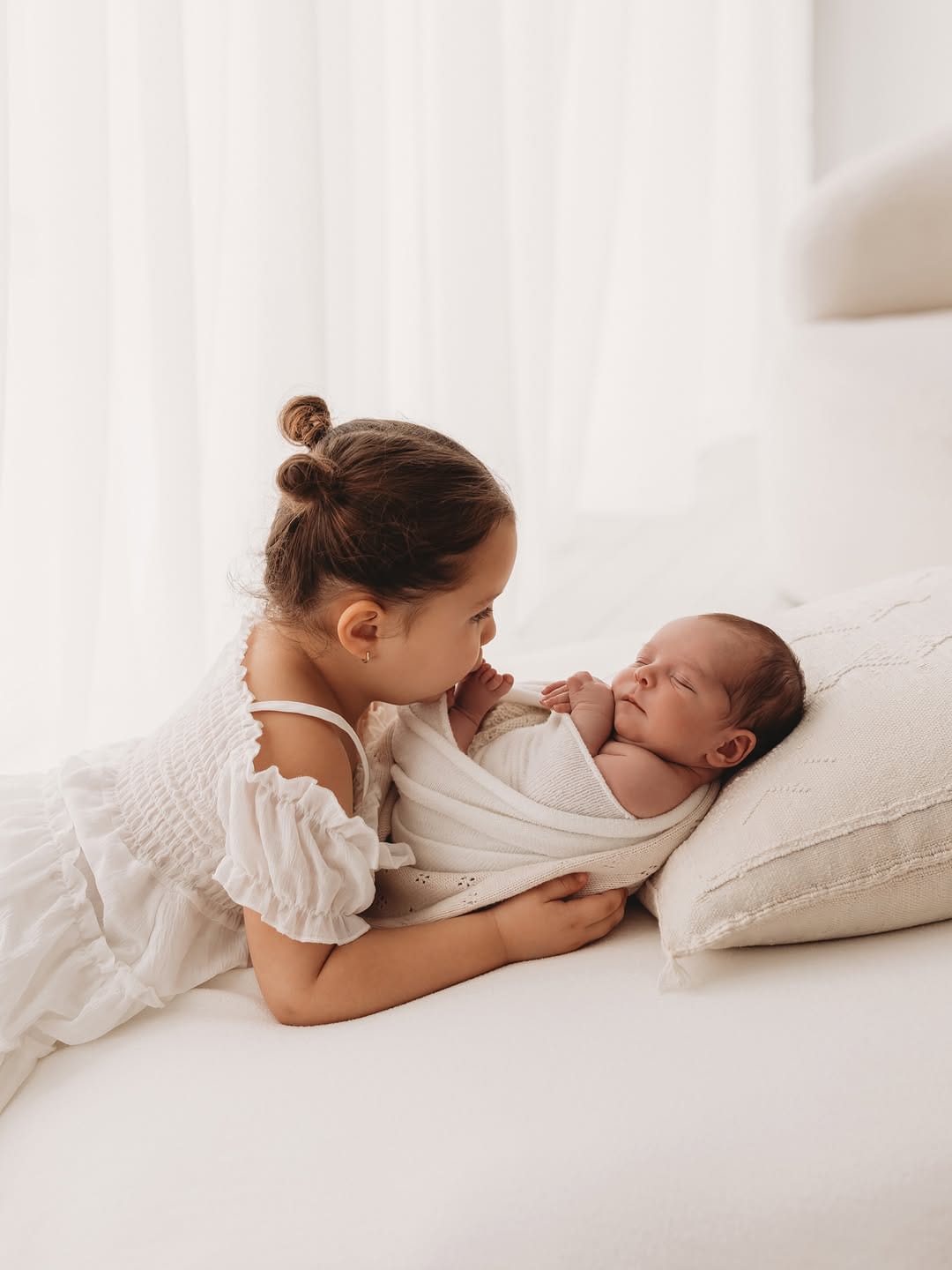 Post 2 by Melbourne Newborn Photographer on Instagram (carousel)
