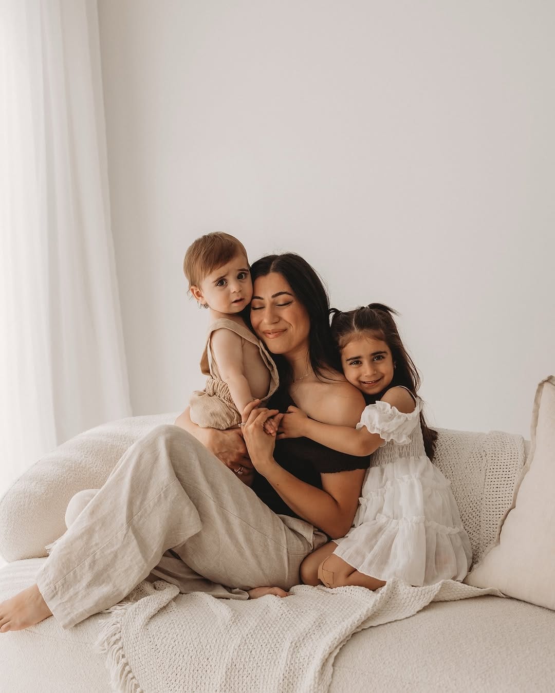 Post 10 by Melbourne Newborn Photographer on Instagram (carousel)