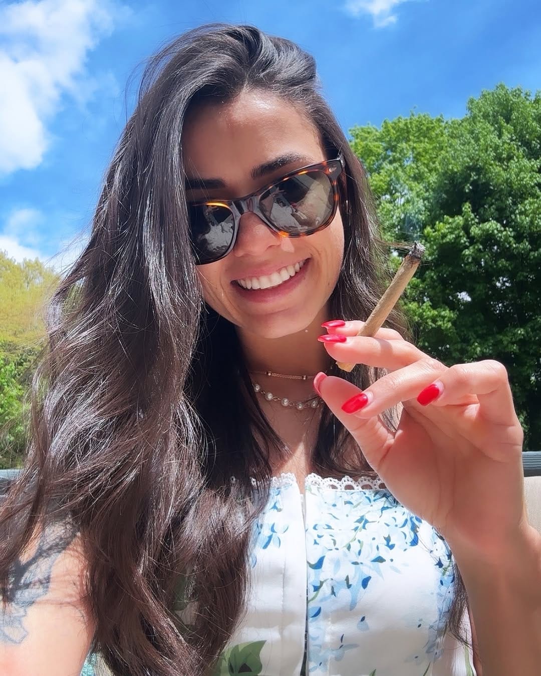 Post 9 by Lalesca Carolina on Instagram (image)