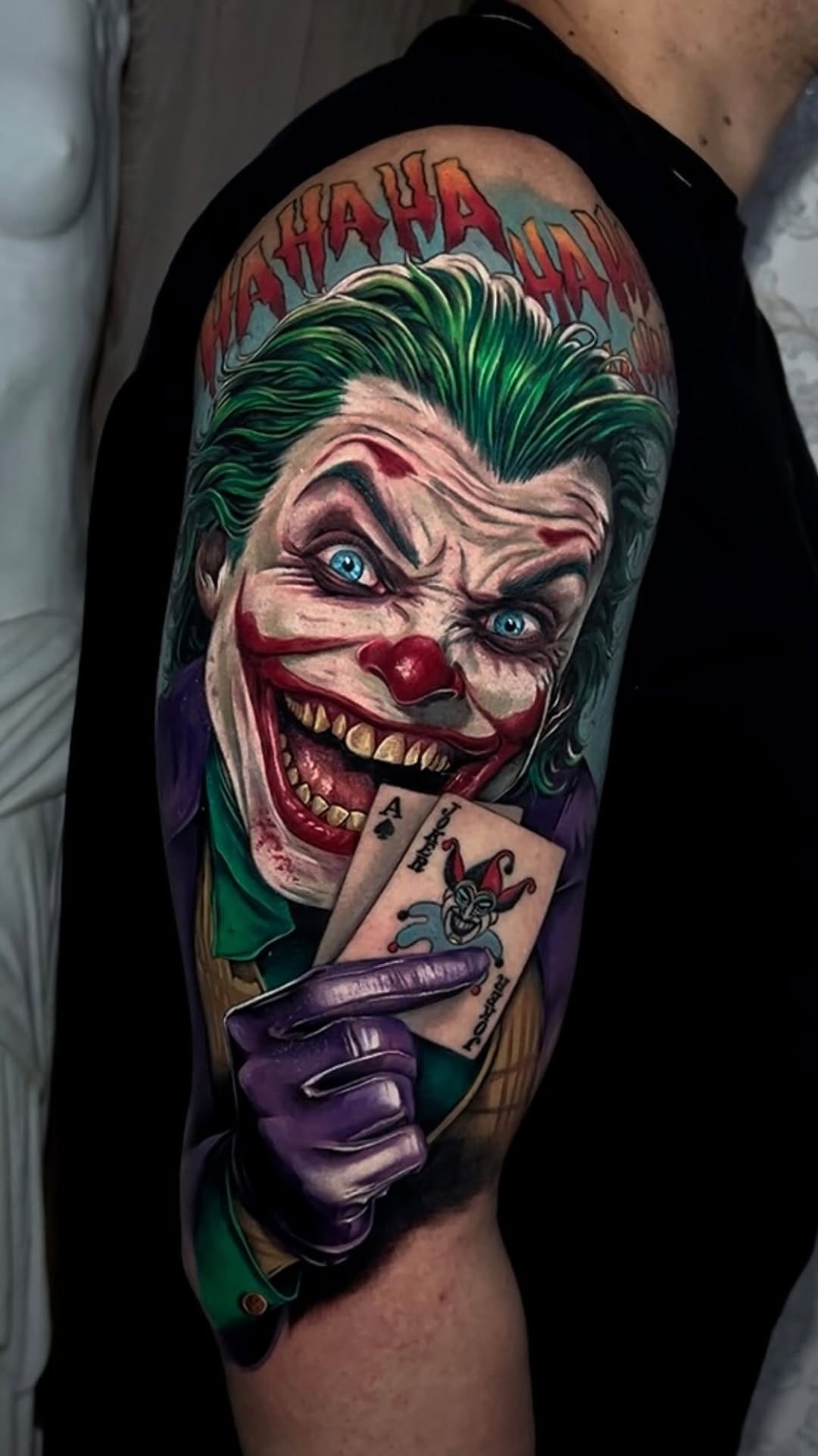 Post 4 by Weslley William • Tattoo Artist on Instagram (video)