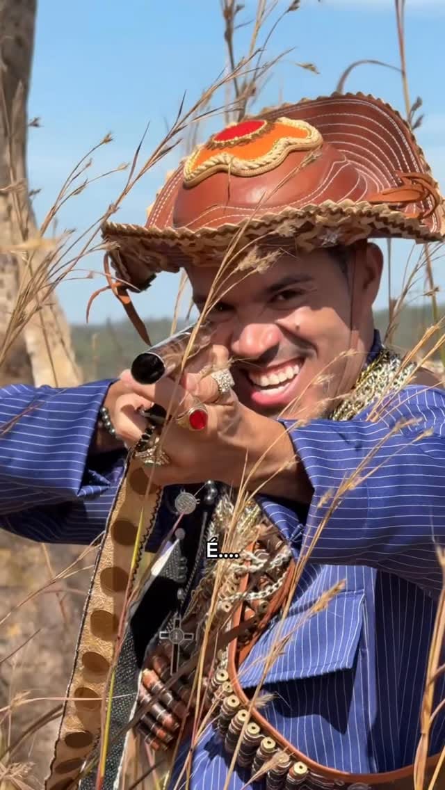 Post 1 by Lehandro Lira | 39 temporadas |  Made in DF/ PE on Instagram (video)