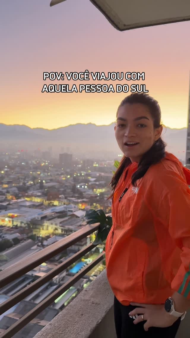 Post 1 by Lara Santana on Instagram (video)