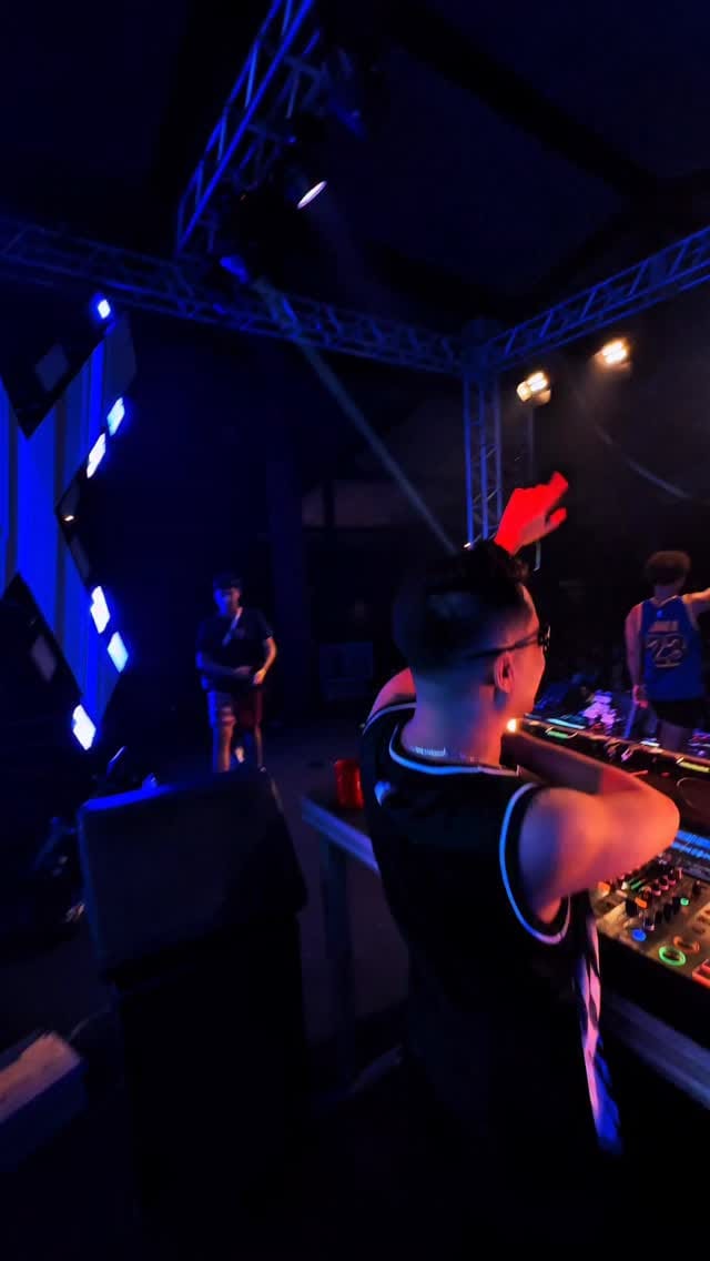 Post 2 by Nadir Netto on Instagram (video)