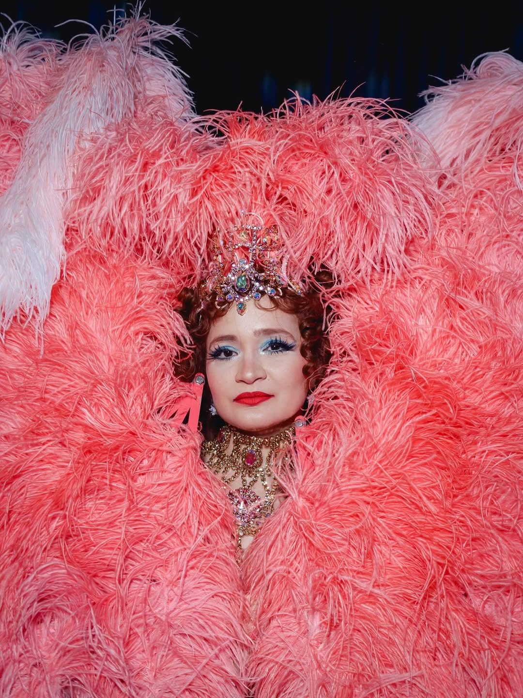 Post 8 by Anita Malcher • Dança • Leques de Plumas • Burlesque • Shows on Instagram (carousel)