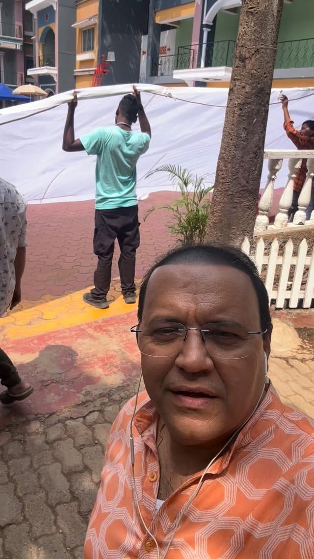 Post 3 by Mandar Chandwadkar on Instagram (video)