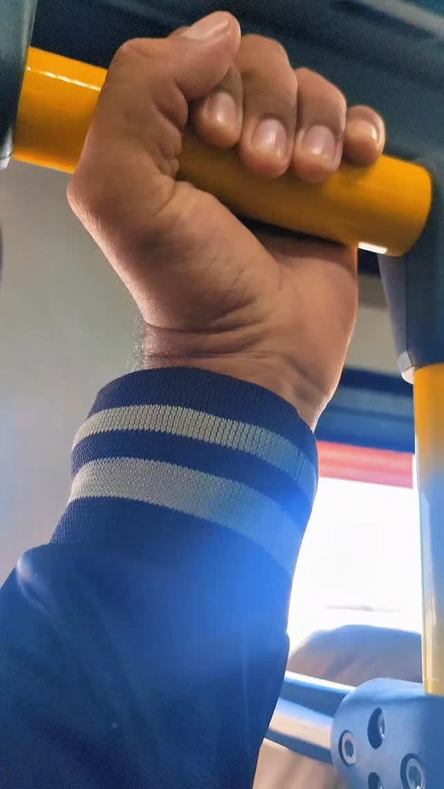 Post 7 by Edi Bruzaca on Instagram (video)