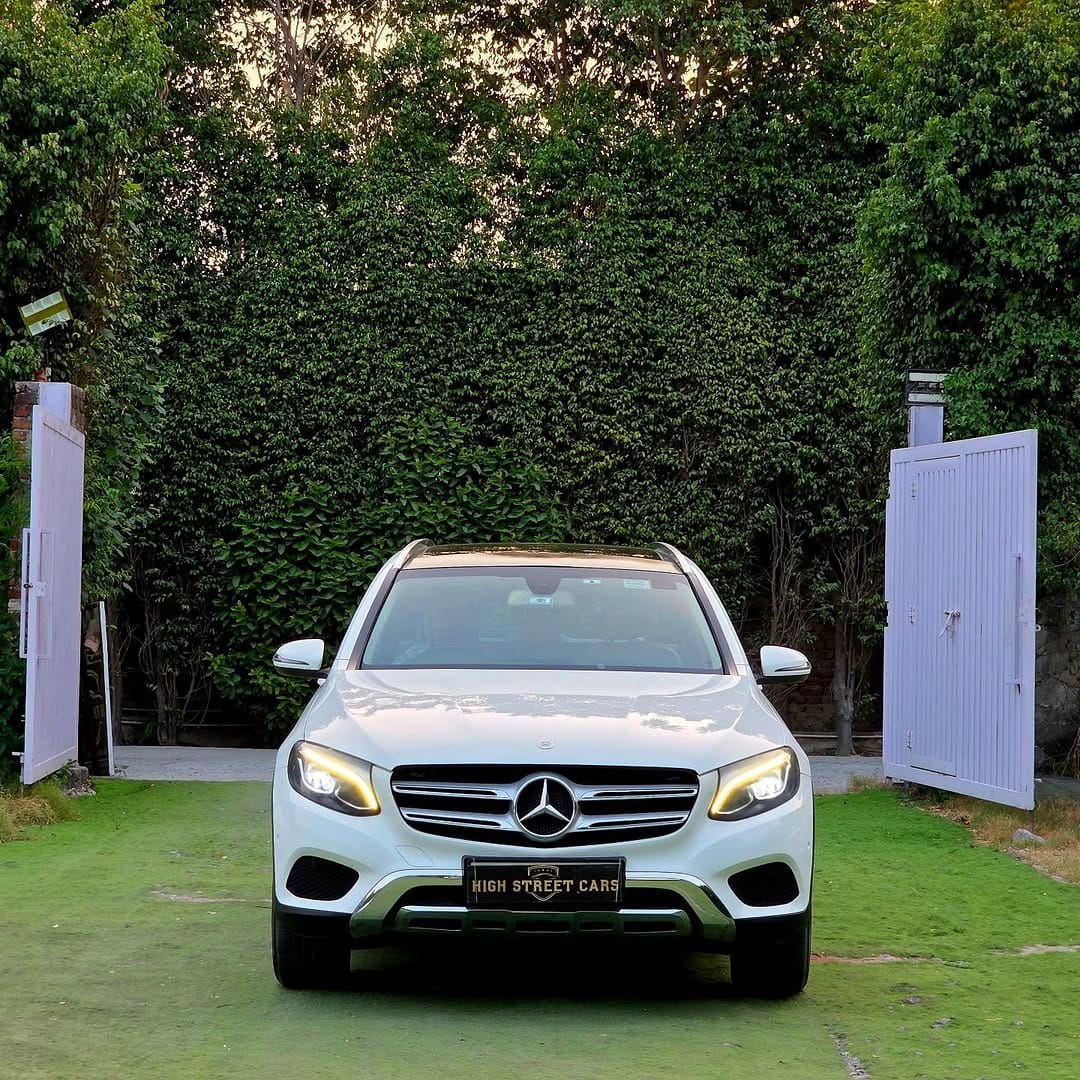 Post 8 by High Street Cars on Instagram (carousel)