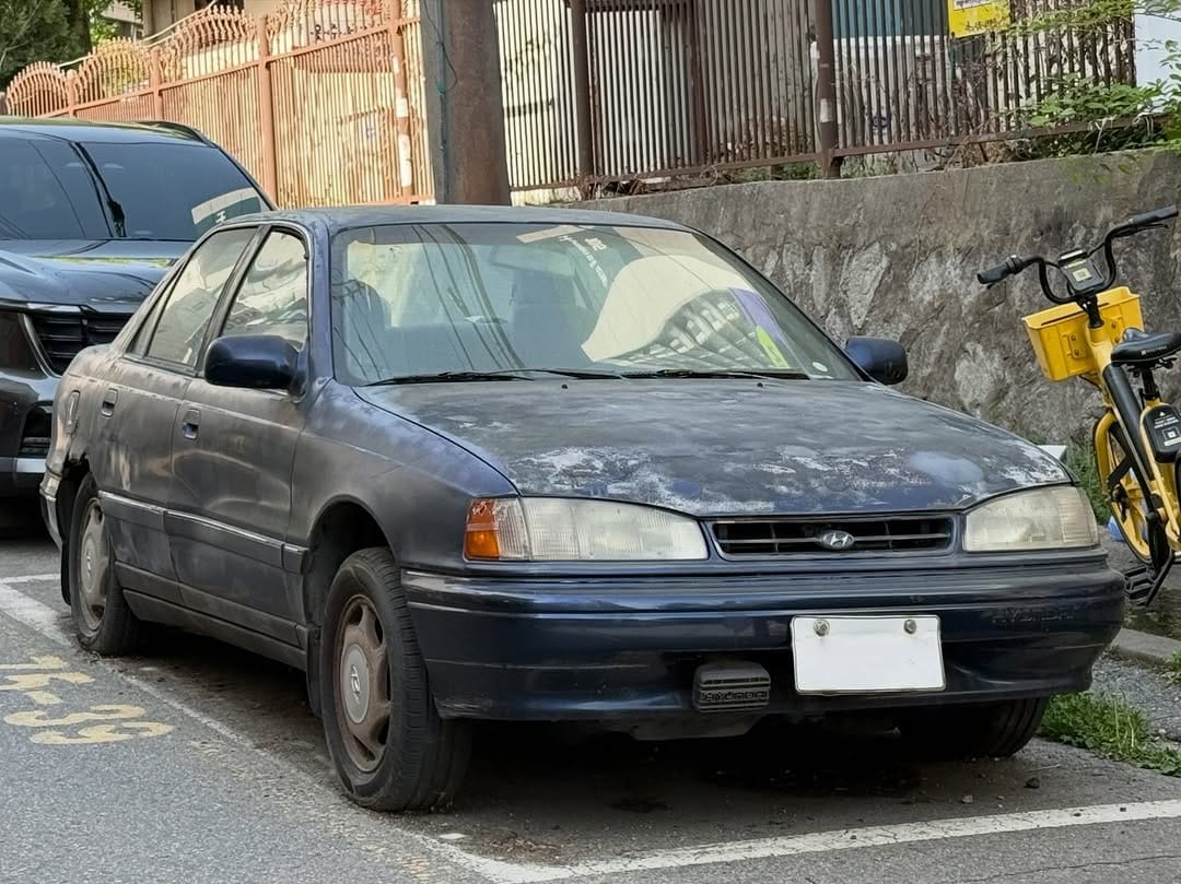 Post 4 by 싼마차 • Car spotting in Korea 🇰🇷 on Instagram (carousel)