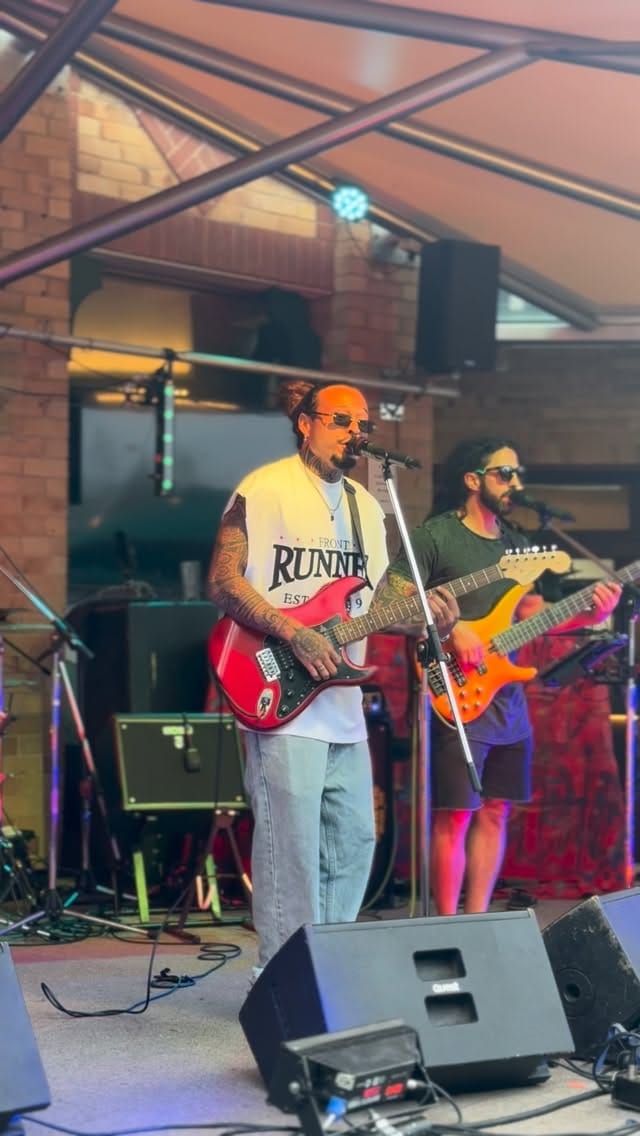 Post 5 by 𝐊𝐈𝐌𝐌𝐘. on Instagram (video)
