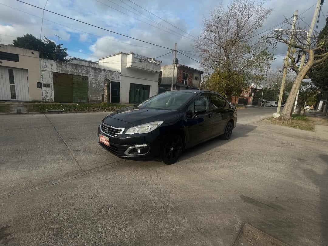 Post 5 by Automotores.Carlos.Casares on Instagram (carousel)