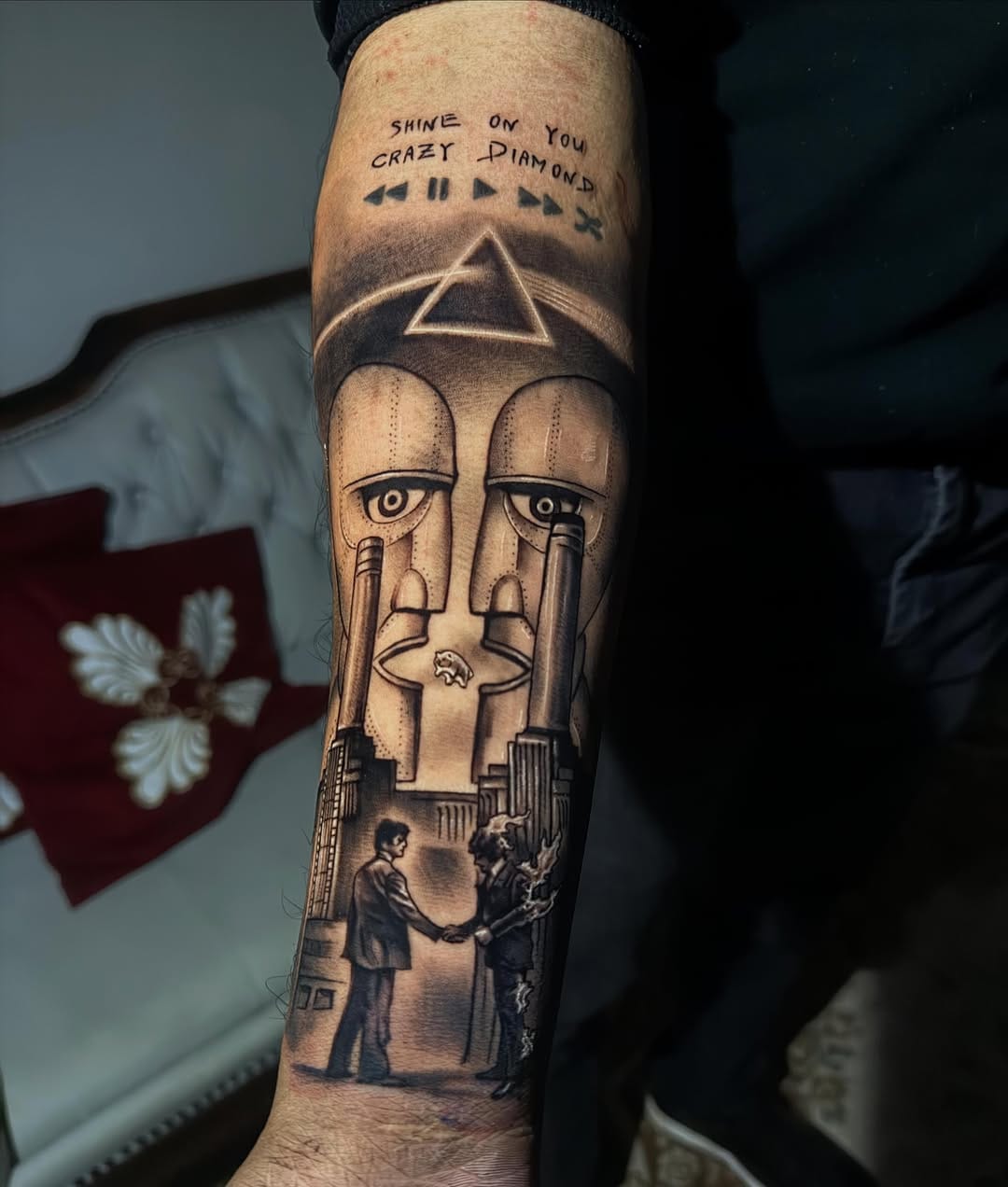 Post 6 by Phill - Tatuador Araújos, MG on Instagram (carousel)