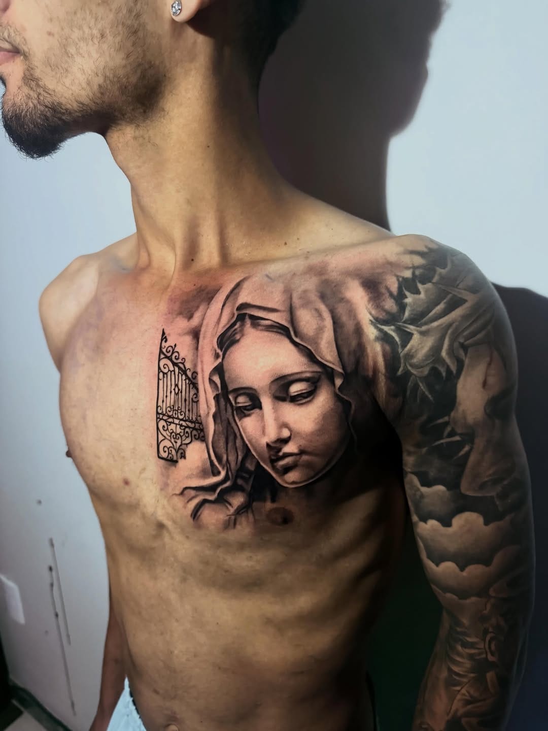 Post 5 by Phill - Tatuador Araújos, MG on Instagram (carousel)