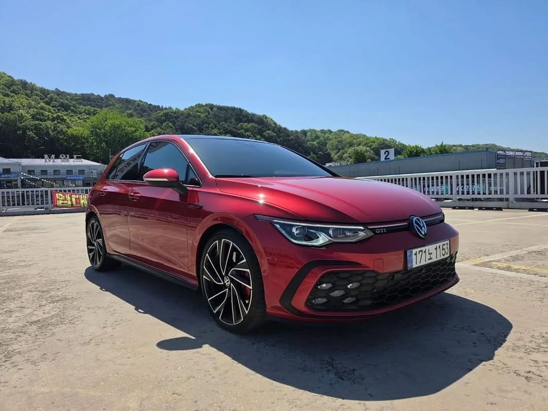 Post 4 by Transport Makinash nga Korea 🇰🇷🇦🇱🇽🇰 on Instagram (carousel)