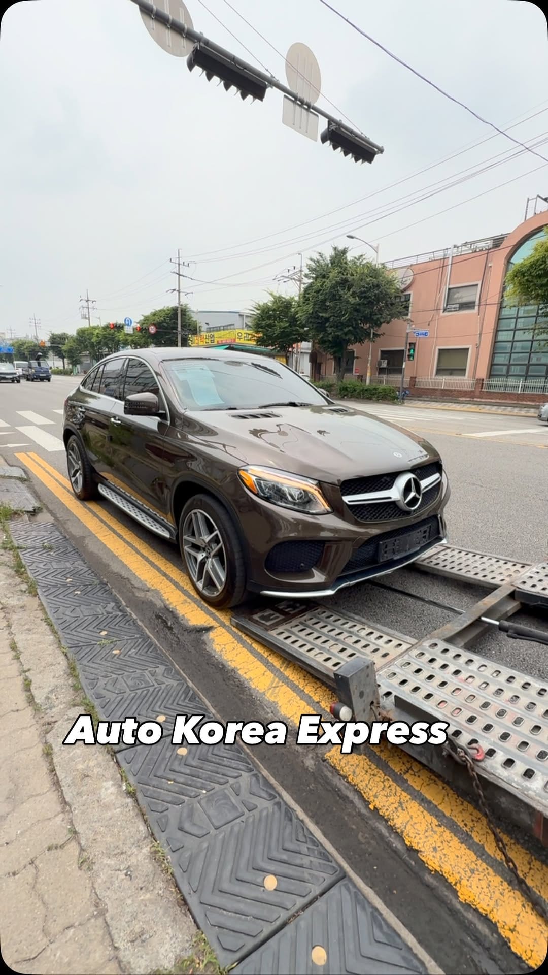 Post 3 by Transport Makinash nga Korea 🇰🇷🇦🇱🇽🇰 on Instagram (video)