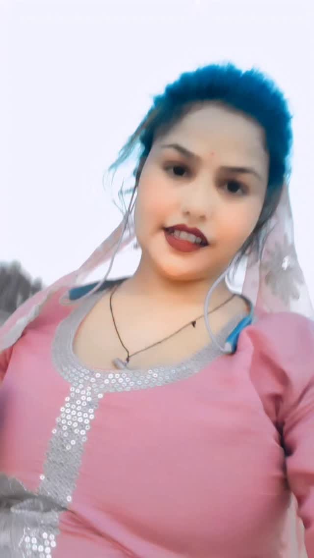 Post 6 by Santoshi Rajak on Instagram (video)