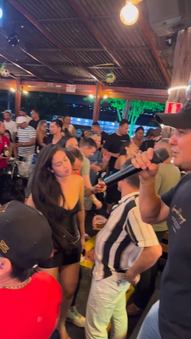 Post 3 by AFONSO CEARENSE | CANTOR | MANAUS AM on Instagram (video)
