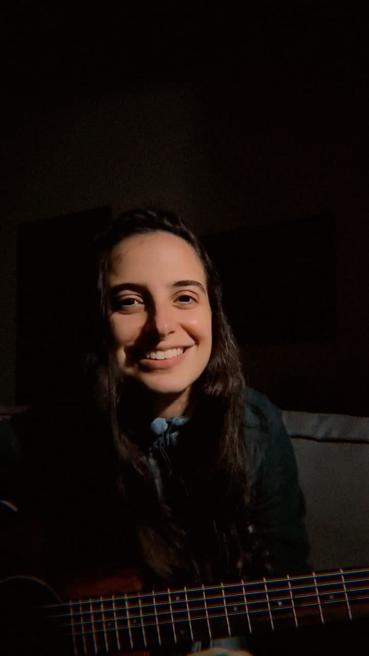 Post 7 by Laura Cândida on Instagram (video)