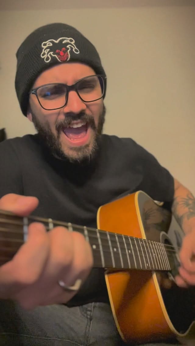 Post 4 by John Andrade on Instagram (video)