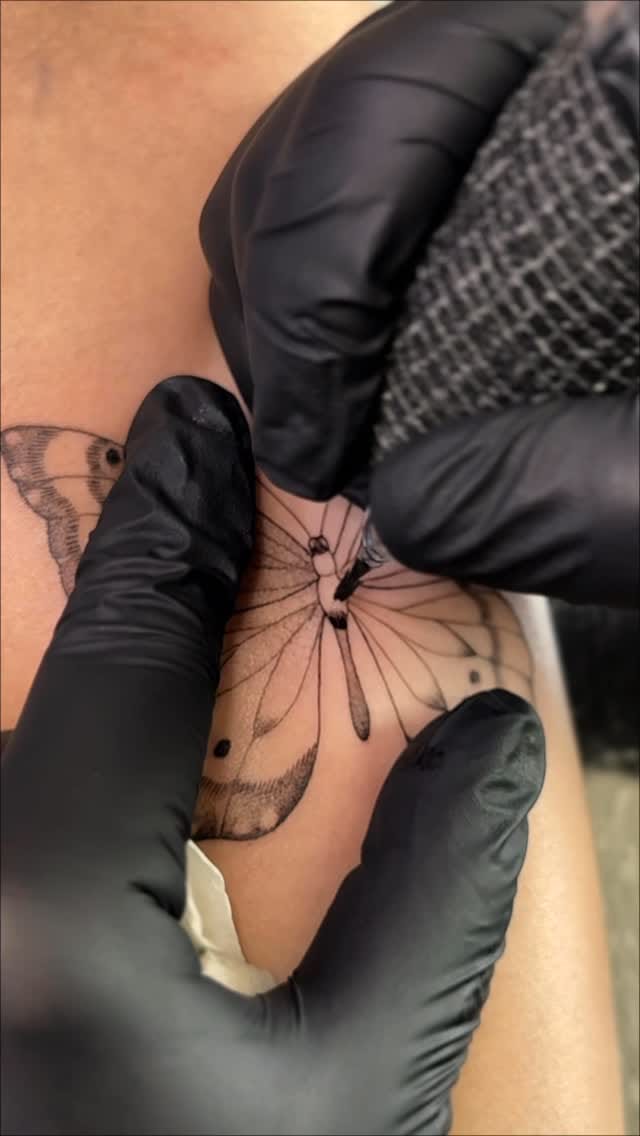 Post 1 by Chris Yamamoto Tattoo II on Instagram (video)