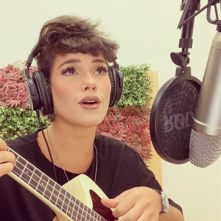 Post 9 by Júlia Tazie on Instagram (video)