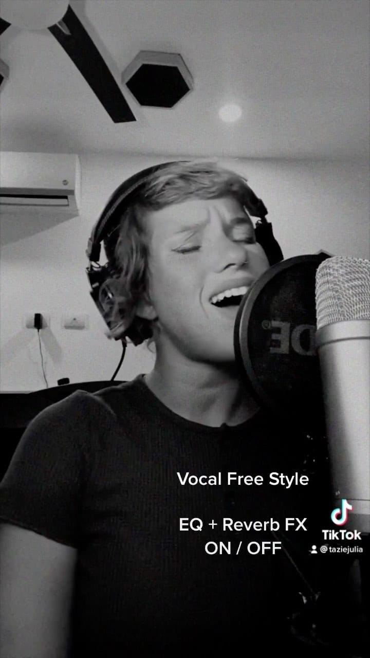 Post 8 by Júlia Tazie on Instagram (video)