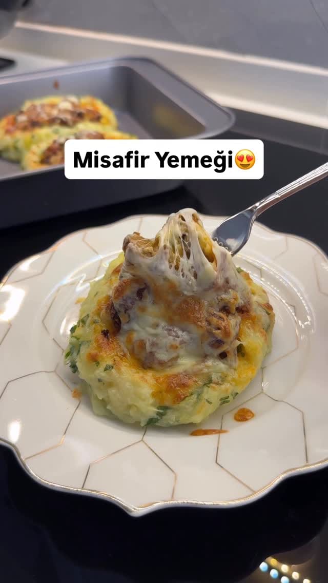 Post 1 by Özlem Kara on Instagram (video)