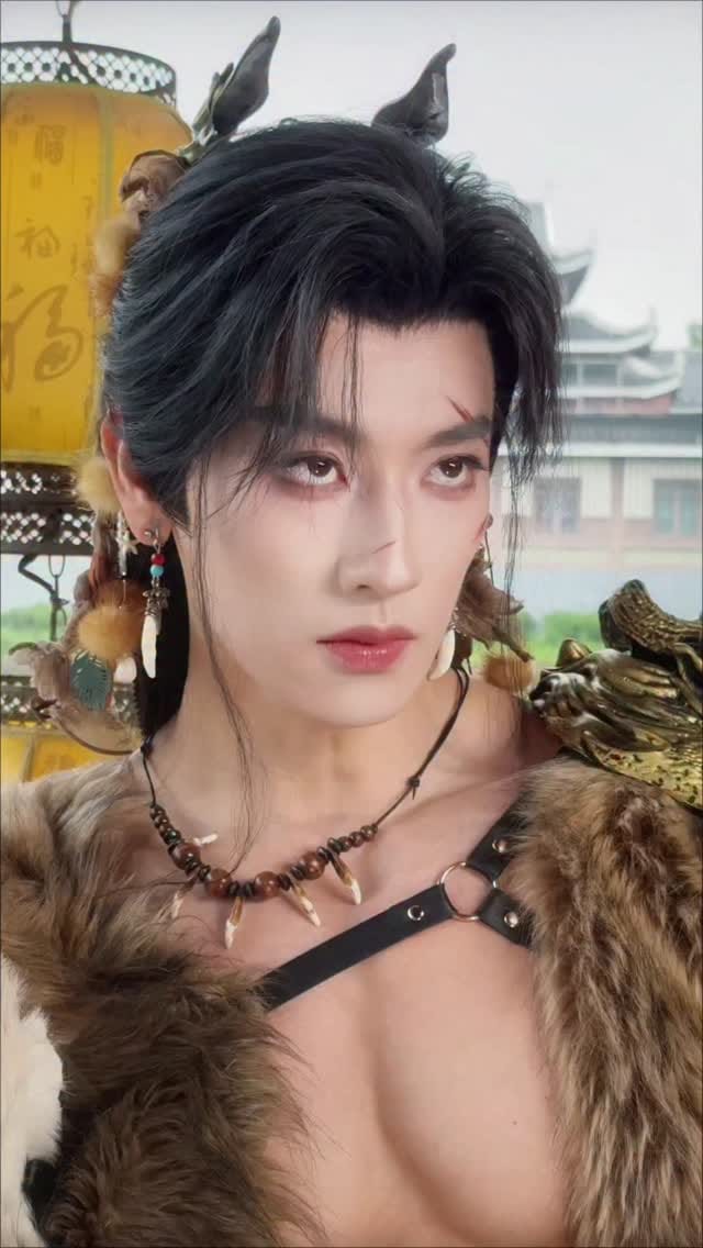 Post 3 by 钢铁肉肉 on Instagram (video)