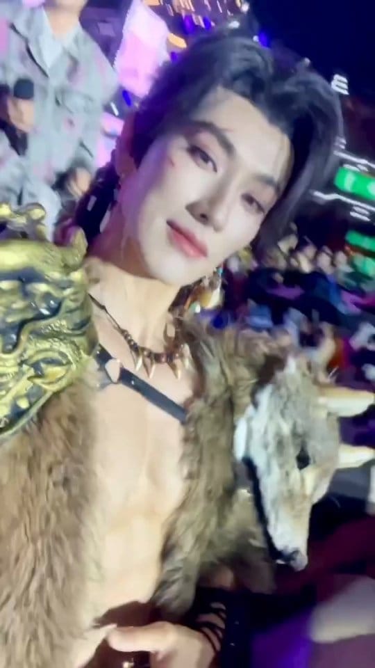 Post 5 by 钢铁肉肉 on Instagram (video)