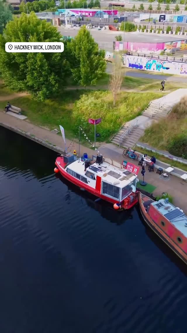 Post 5 by Balık Ekmek Londra on Instagram (video)