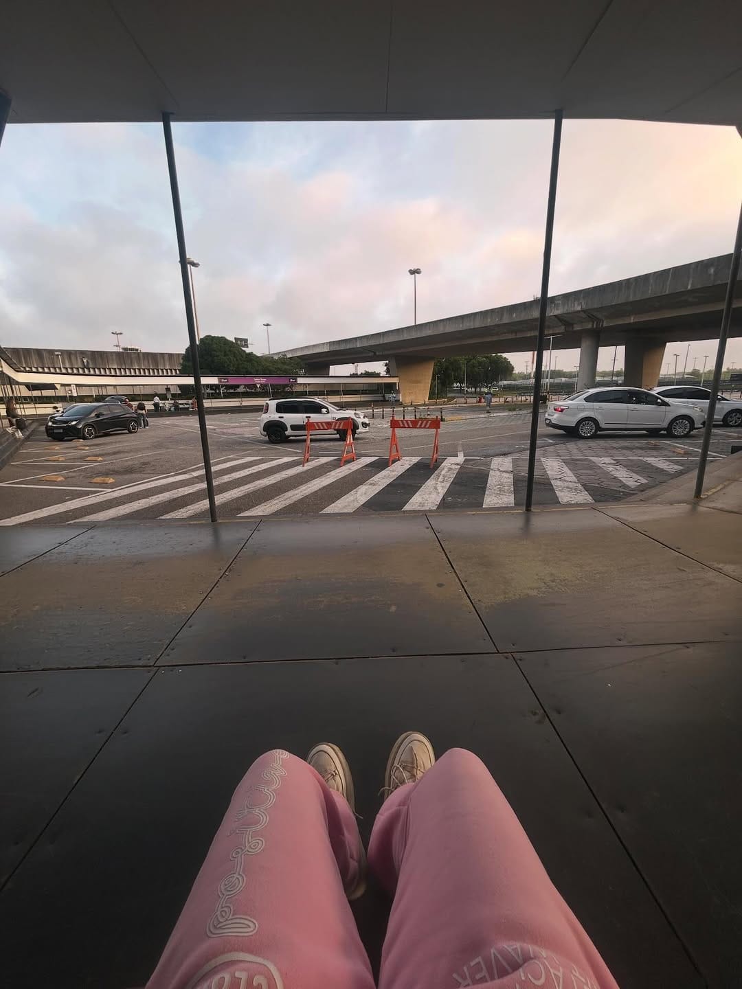 Post 1 by Ravenaa :) on Instagram (carousel)