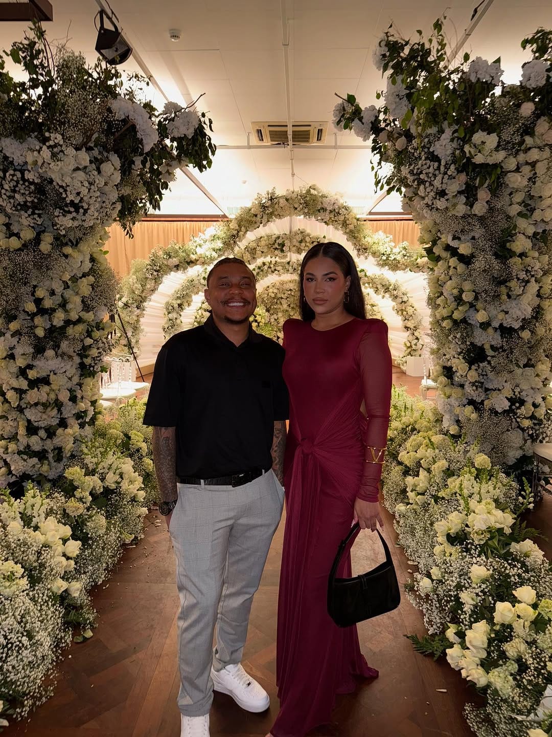 Post 4 by Paolla Santana on Instagram (carousel)
