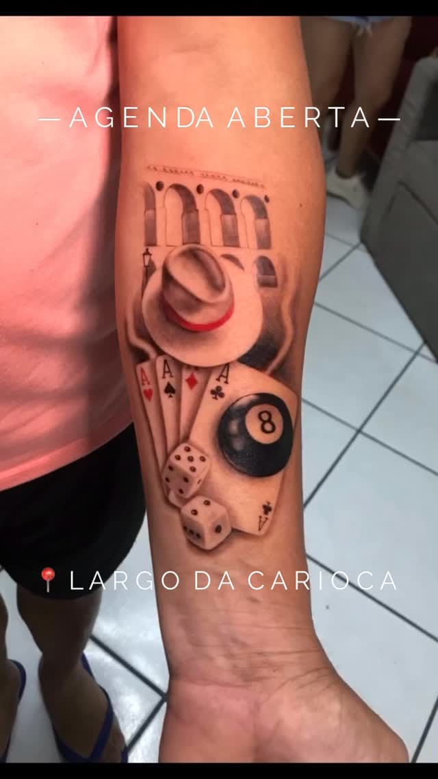 Post 4 by Elisa Nobre - Tatuadore RJ on Instagram (video)
