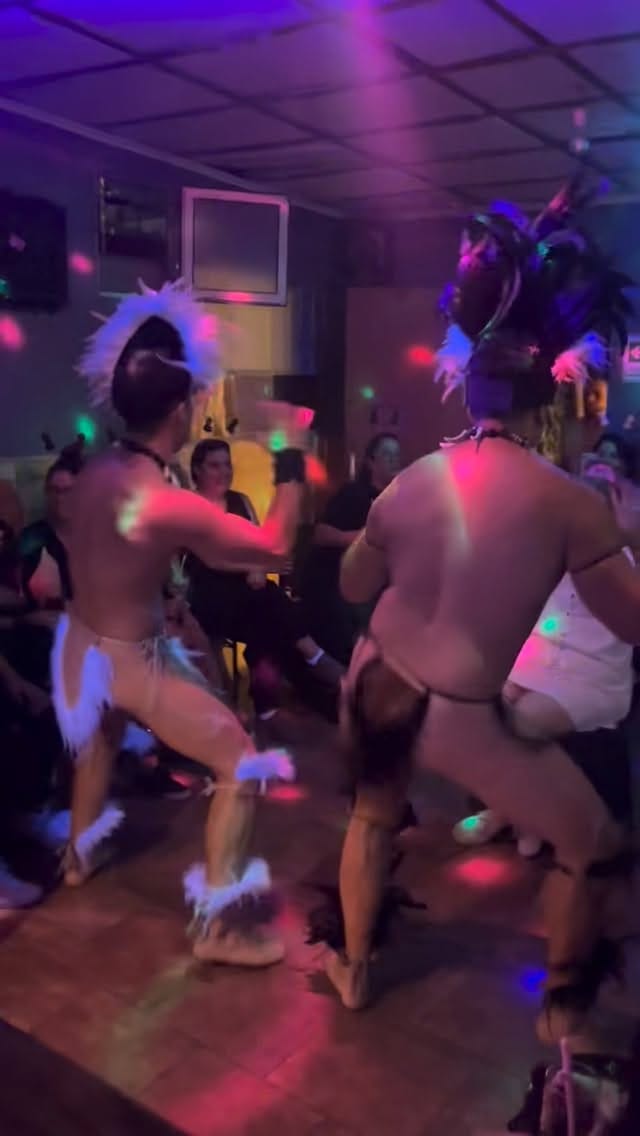Post 10 by Moishouse chile on Instagram (video)
