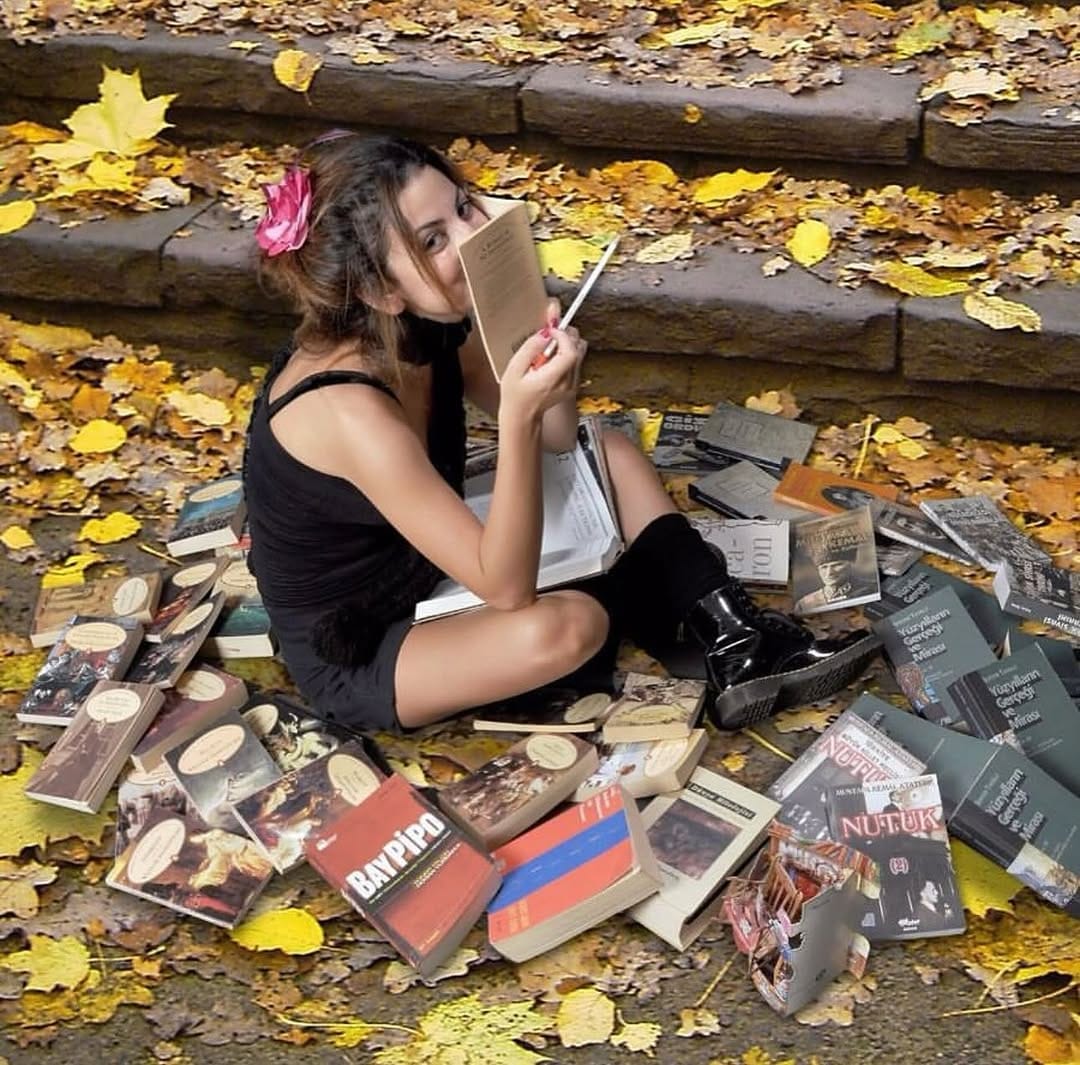 Post 3 by Sakine Altay on Instagram (image)
