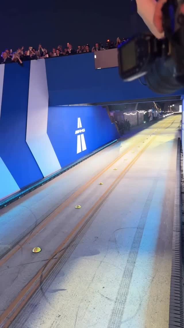 Post 5 by Marcus Ward on Instagram (video)