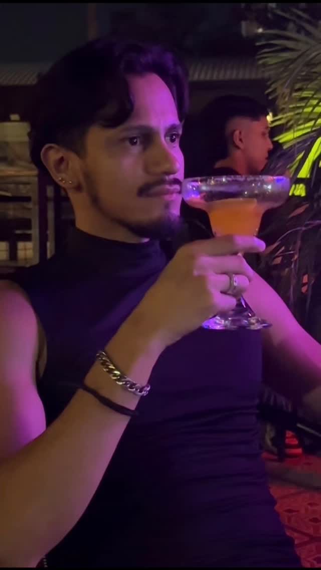 Post 9 by Yonathan Santos / Dance & Fashion Producer on Instagram (video)