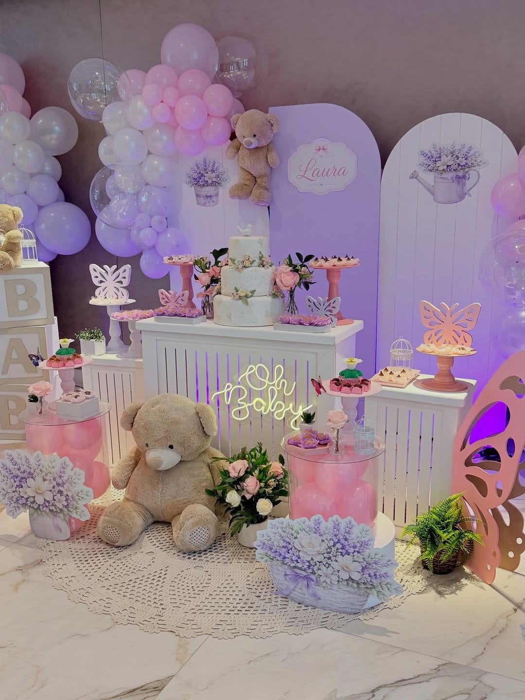 Post 2 by A Boutique Festas on Instagram (carousel)