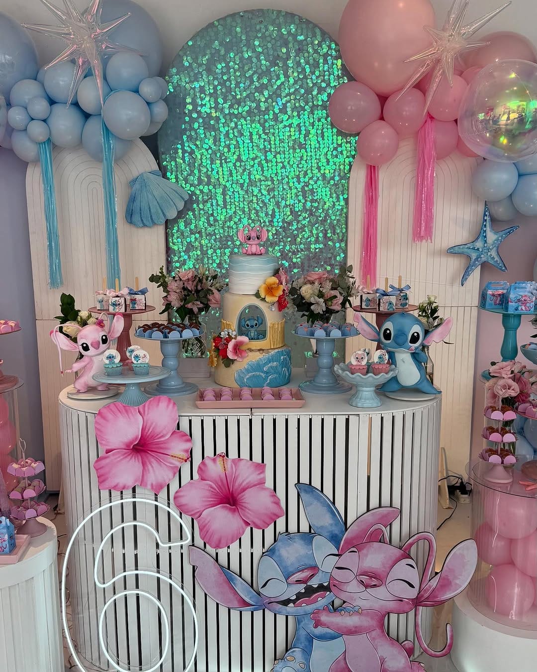 Post 10 by A Boutique Festas on Instagram (carousel)