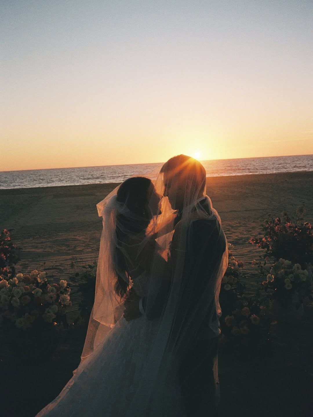 Post 8 by Nomad Wedding Atelier | Wedding planner by @Cynthia Lira on Instagram (carousel)