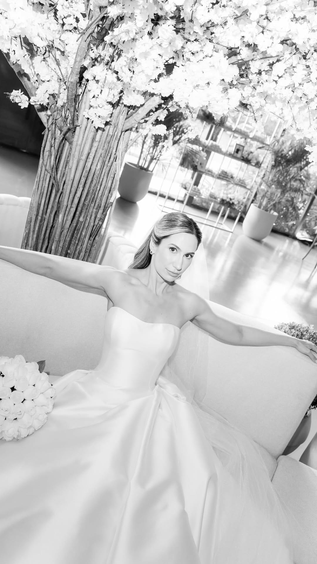 Post 2 by Jakeline Alessi • Assessoria e Cerimonial on Instagram (video)