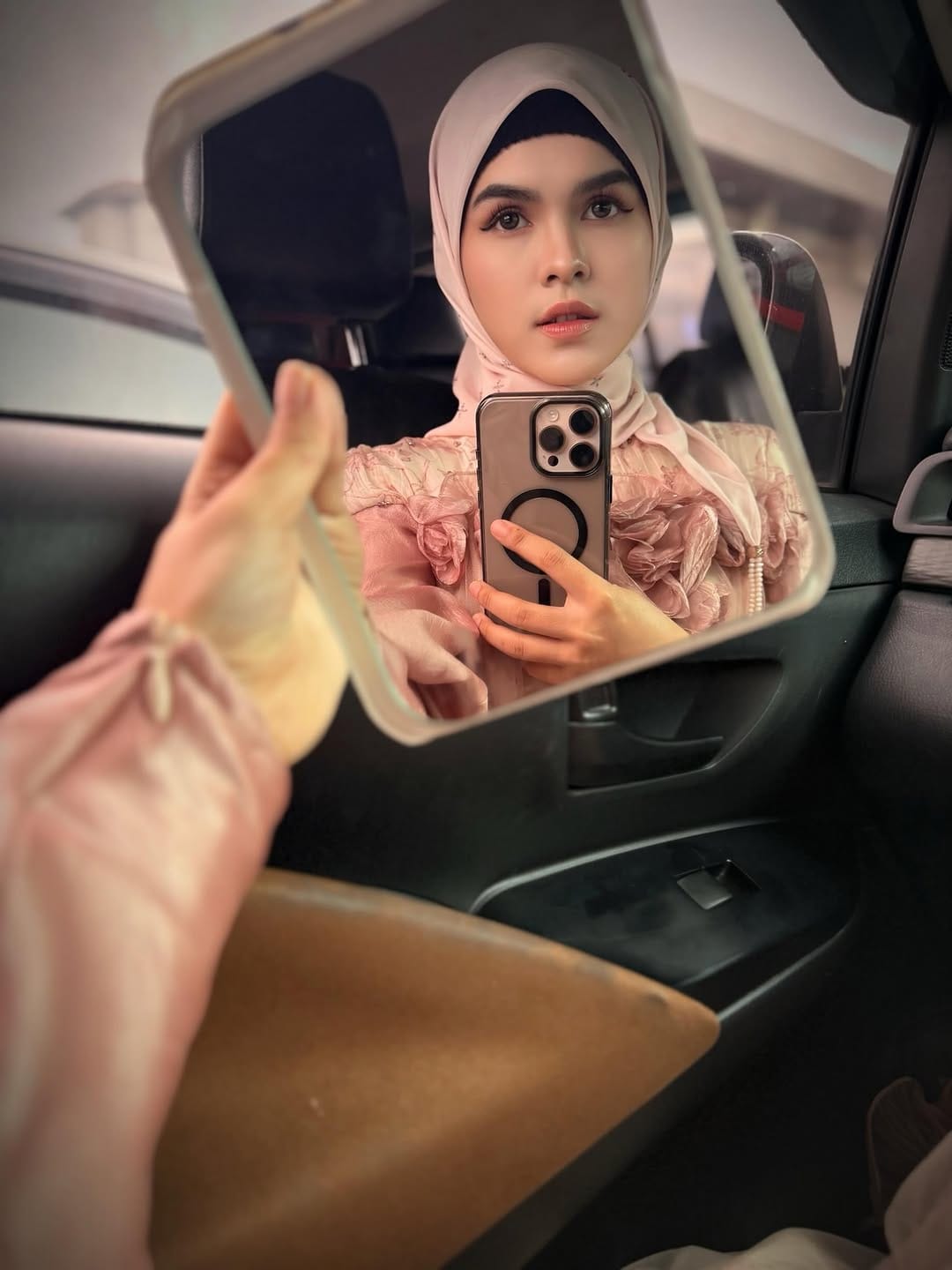 Post 6 by Nada sikkah on Instagram (carousel)