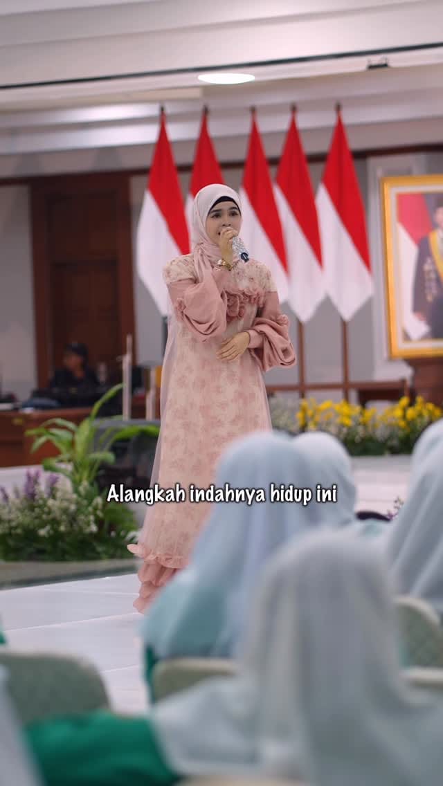 Post 4 by Nada sikkah on Instagram (video)