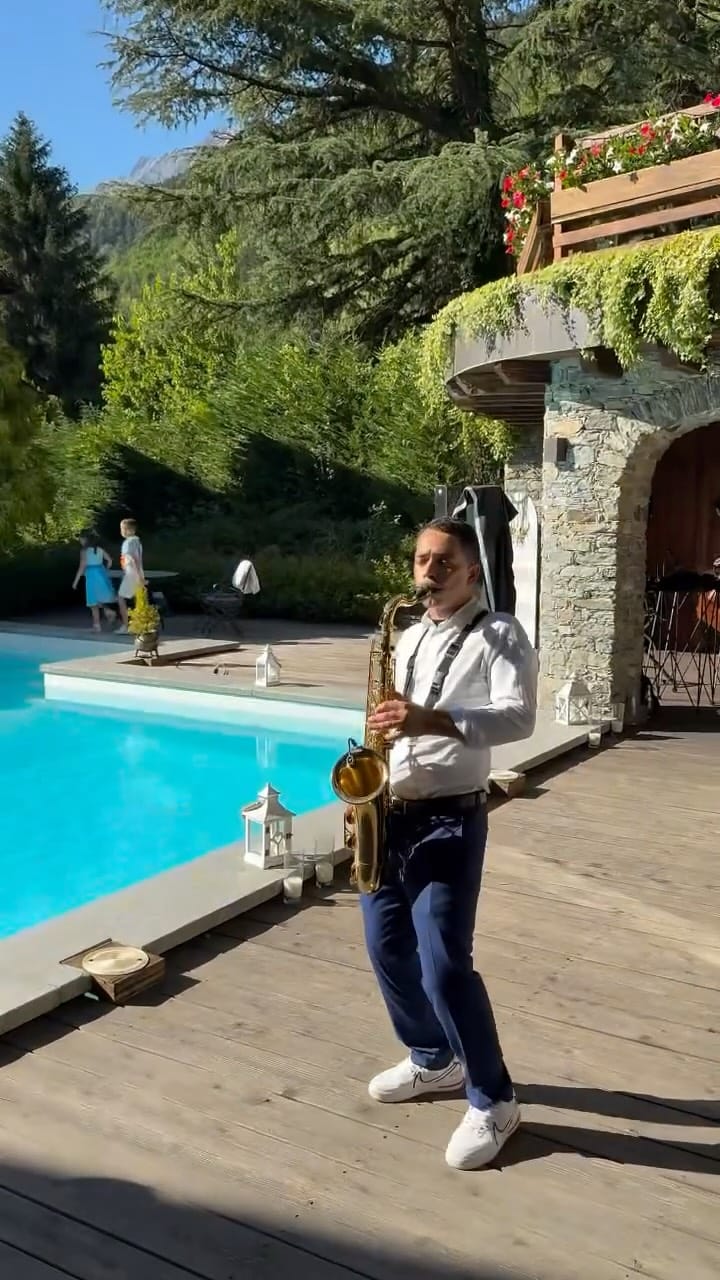 Post 7 by Carlene Santana on Instagram (video)
