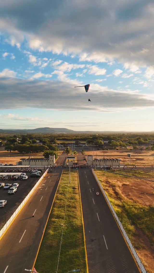 Post 8 by Daniel Freitas on Instagram (video)