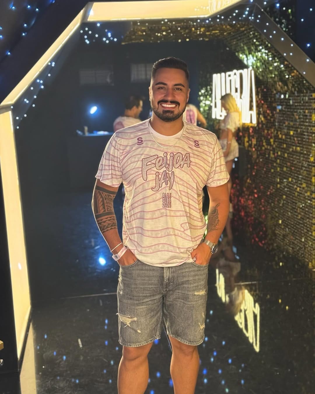 Post 10 by João Vitor da Silveira on Instagram (carousel)