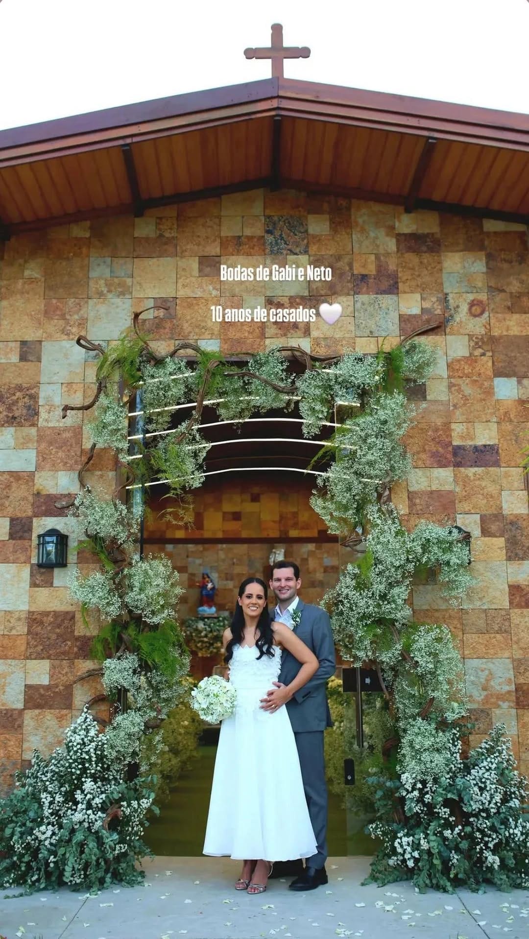 Post 8 by Valmir Paes Design Floral on Instagram (video)