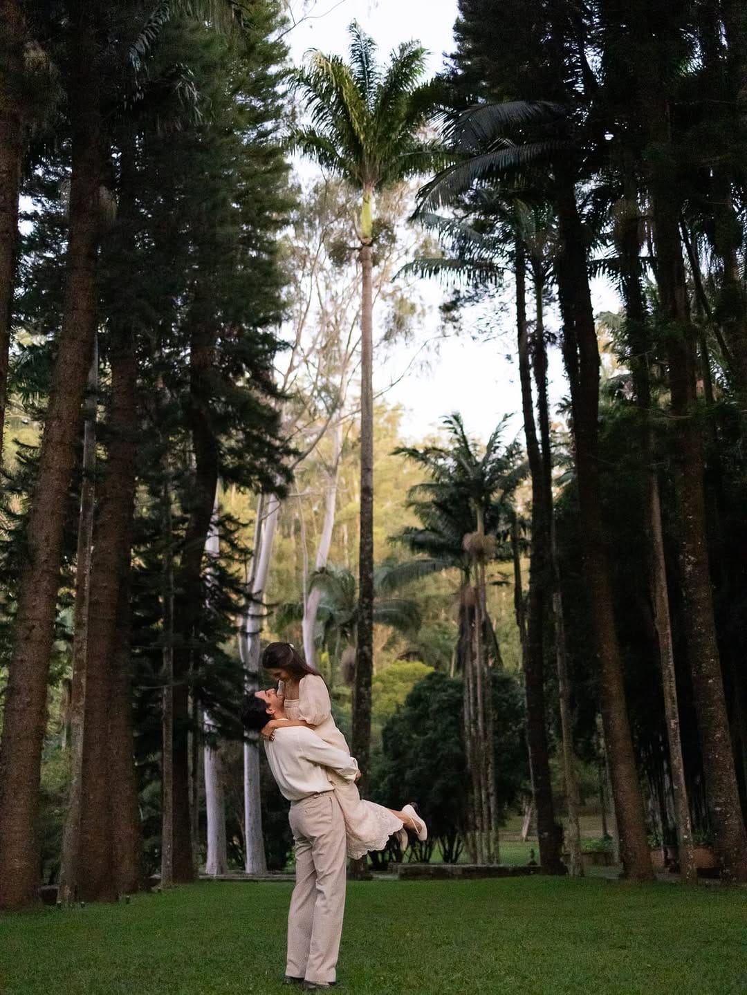 Post 5 by Júlia Rosa on Instagram (carousel)