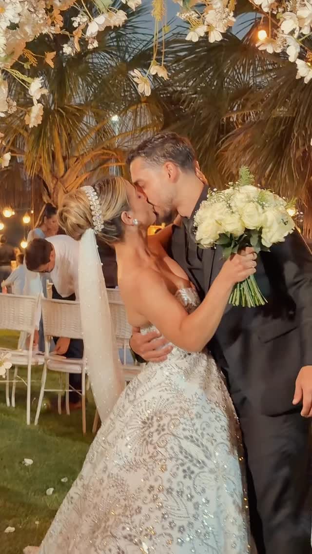 Post 2 by Flores Cerimonial . Assessoria. Cuiabá on Instagram (video)
