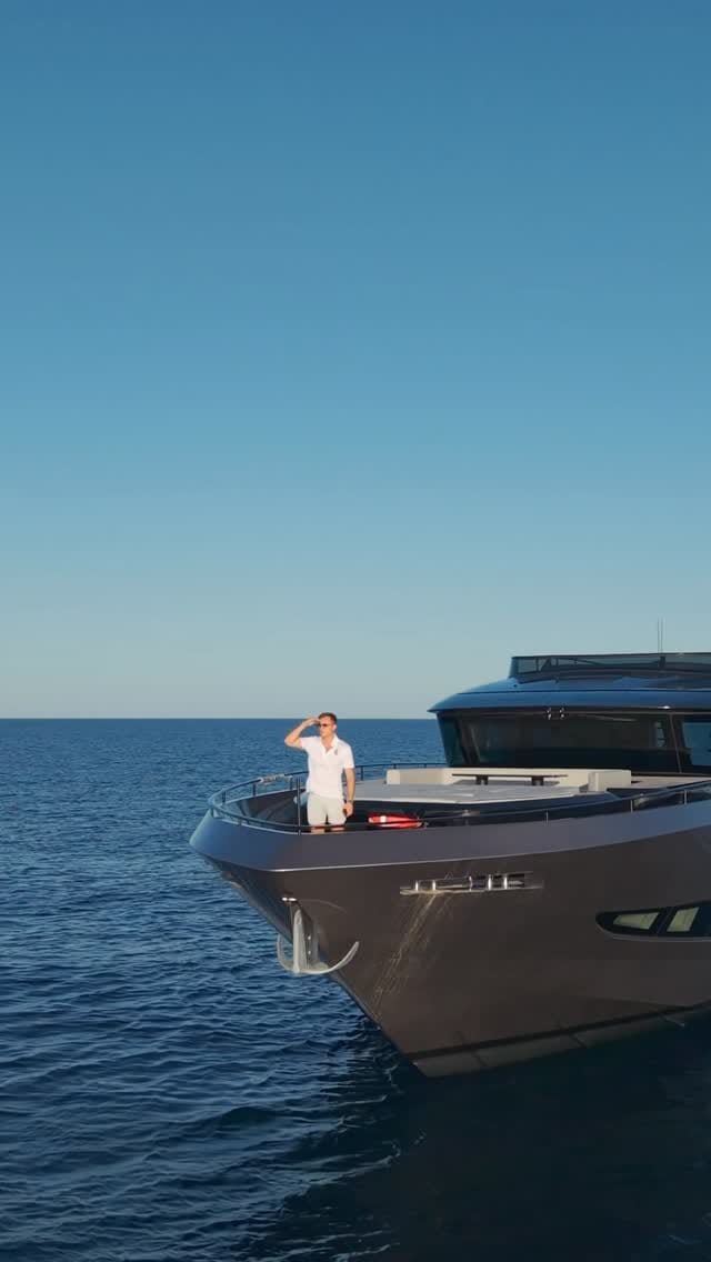 Post 5 by Luis Casanovas on Instagram (video)